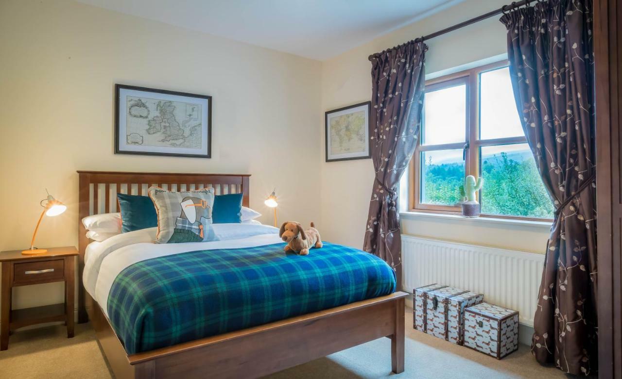 Ballyfarnon Kilronan Holiday Homes מראה חיצוני תמונה